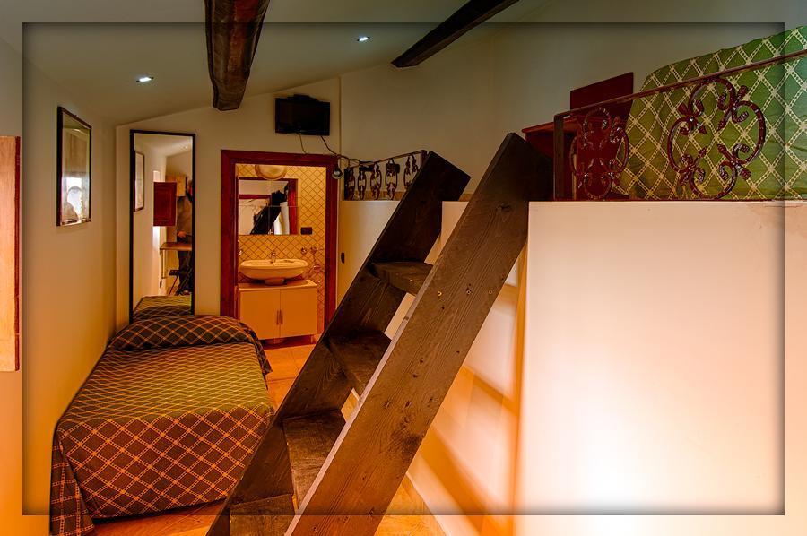 Nazional Rooms ローマ エクステリア 写真